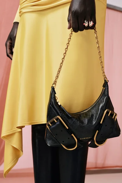Look 5
